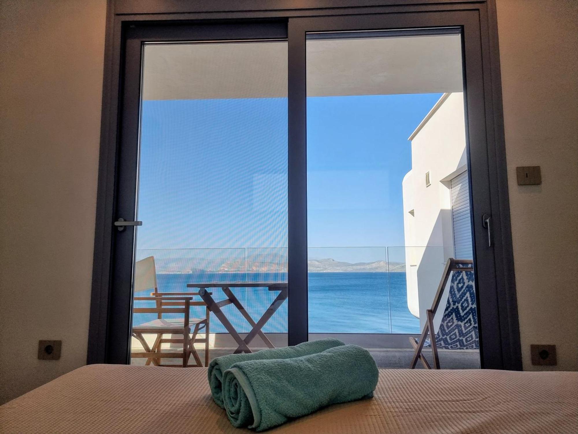 Anavalos Kivérion Exteriér fotografie